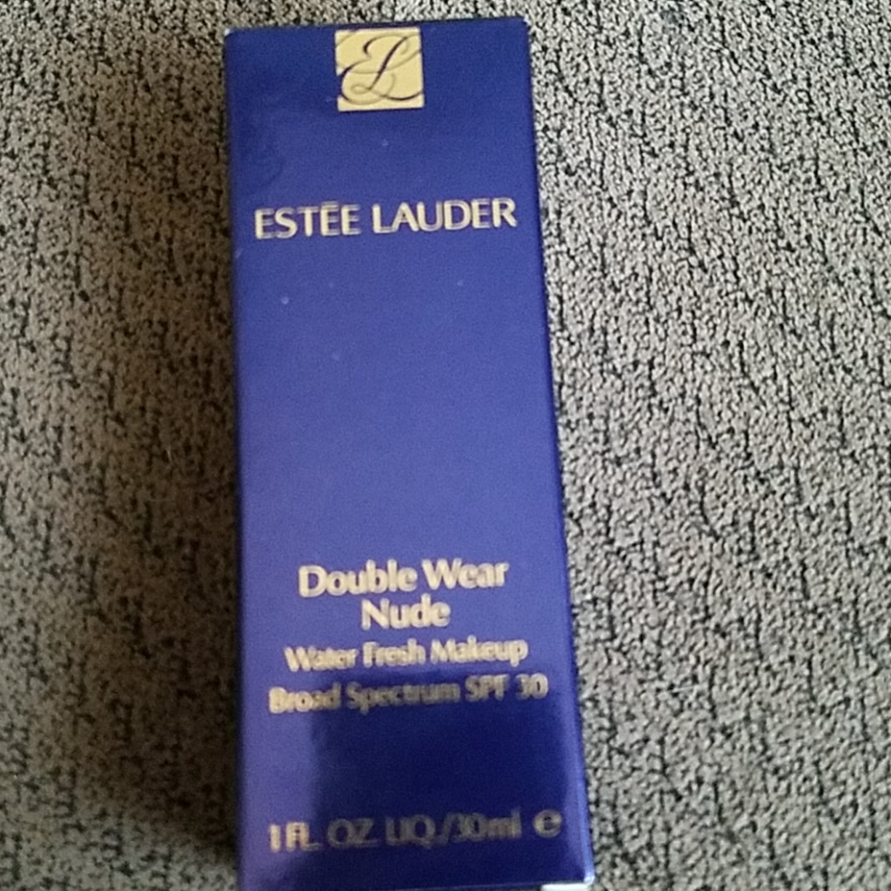 Estee Lauder Foundation